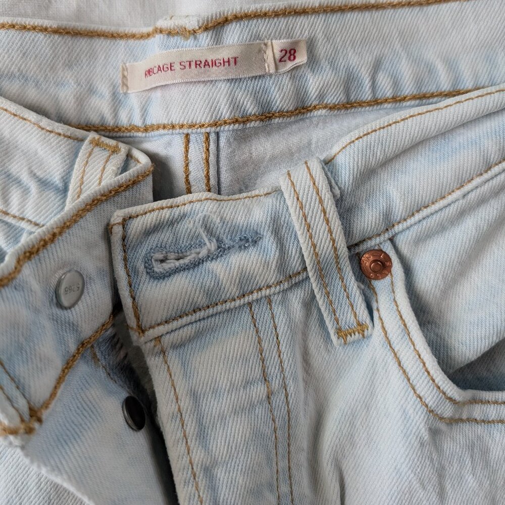 Levi's Ribcage Straight Ankle Jeans